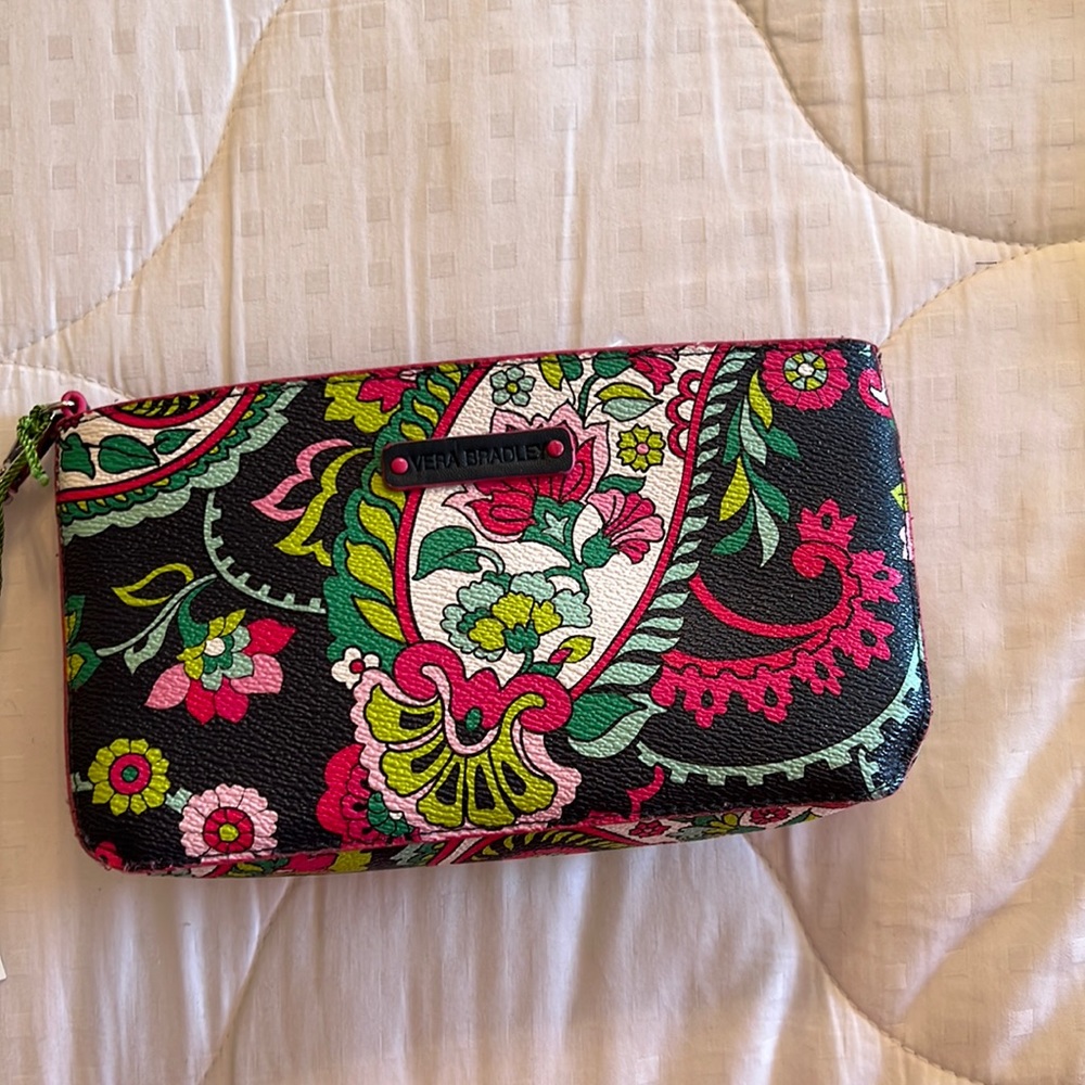 Vera Bradley classic  wristlet - petal paisley